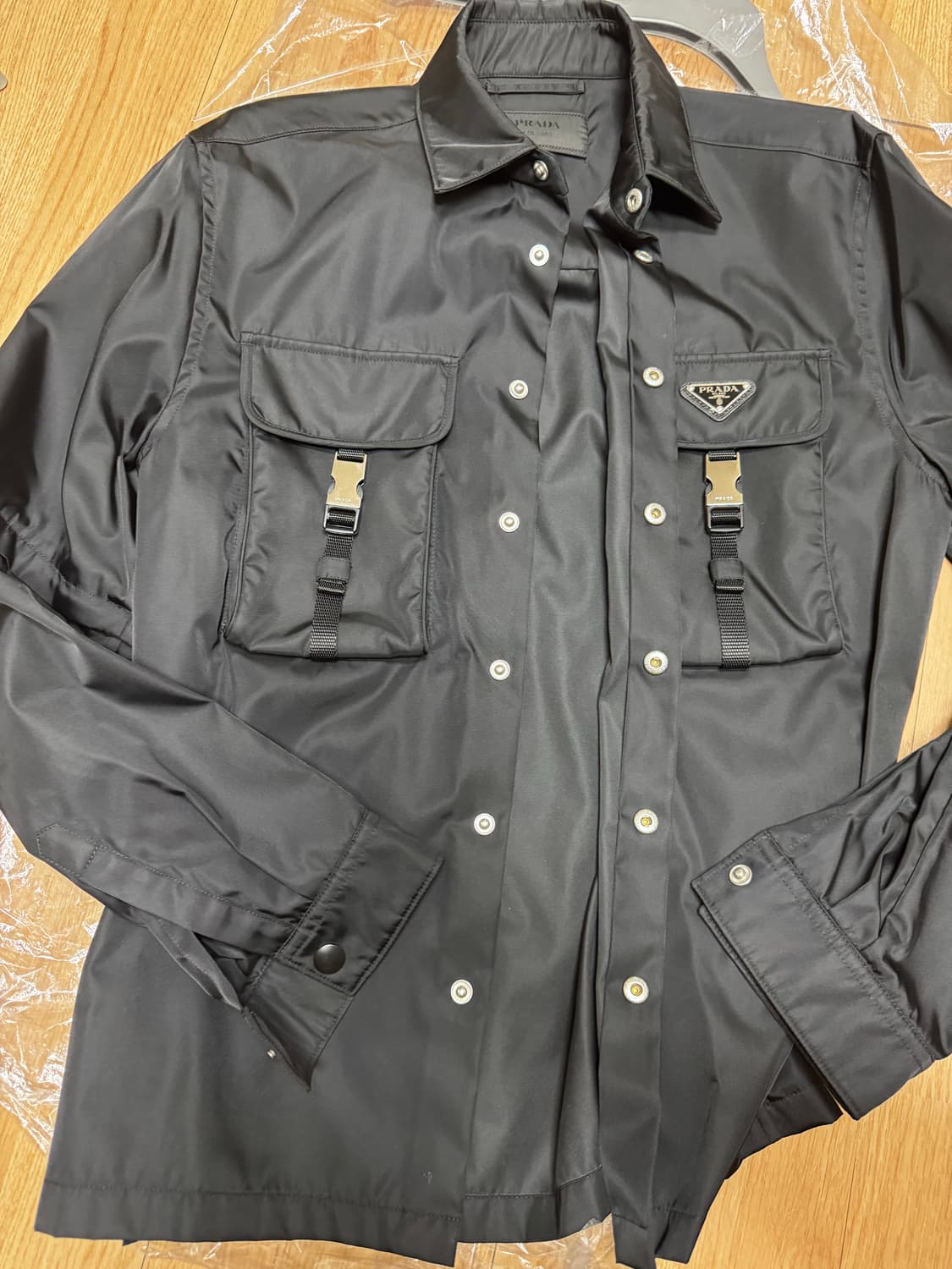 프라다 리나일론 셔츠 자켓 반팔긴팔 팝니다 상품이미지1