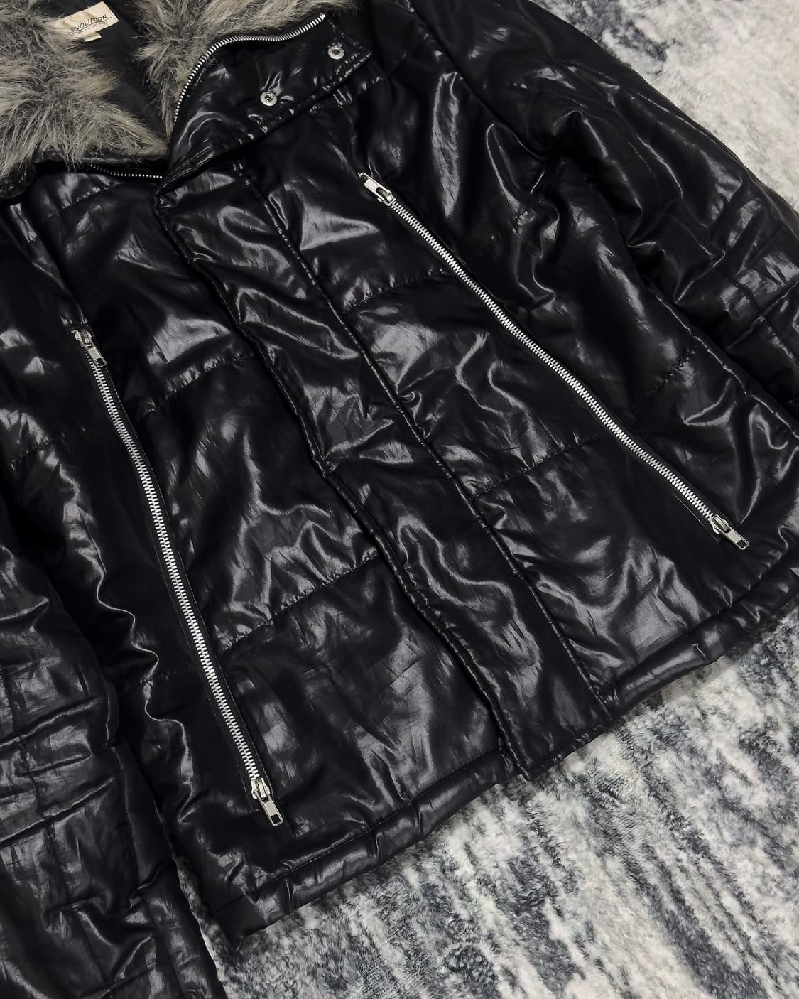 {Unknown} Glossy Black Fur Padded Jacket 상품이미지5