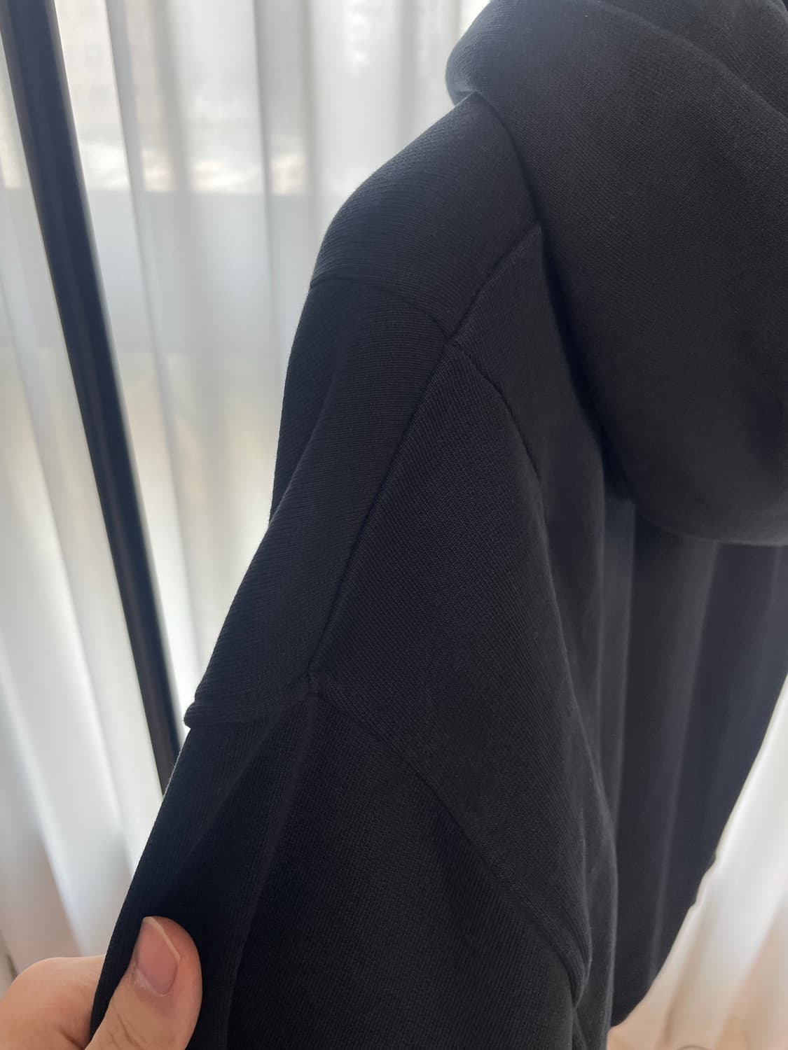 아미 블랙 후드티  상품이미지5