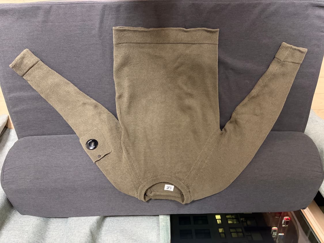 CP 컴퍼니 니트 46 사이즈 상품이미지1