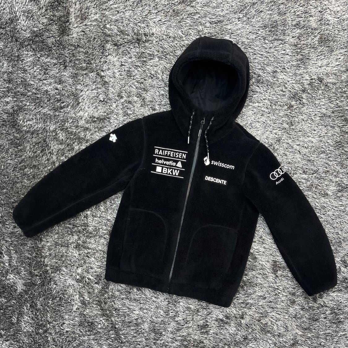 데상트 여성 레플리카 후리스 (85) 상품이미지1