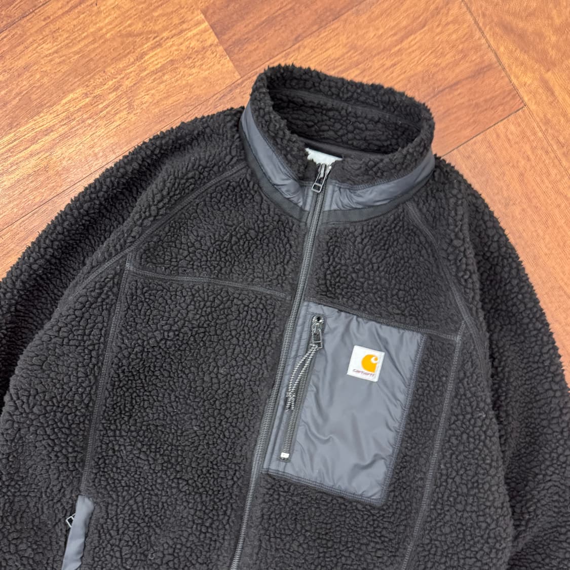 M(100) 칼하트 WIP 블랙 플리스 집업 자켓  상품이미지4