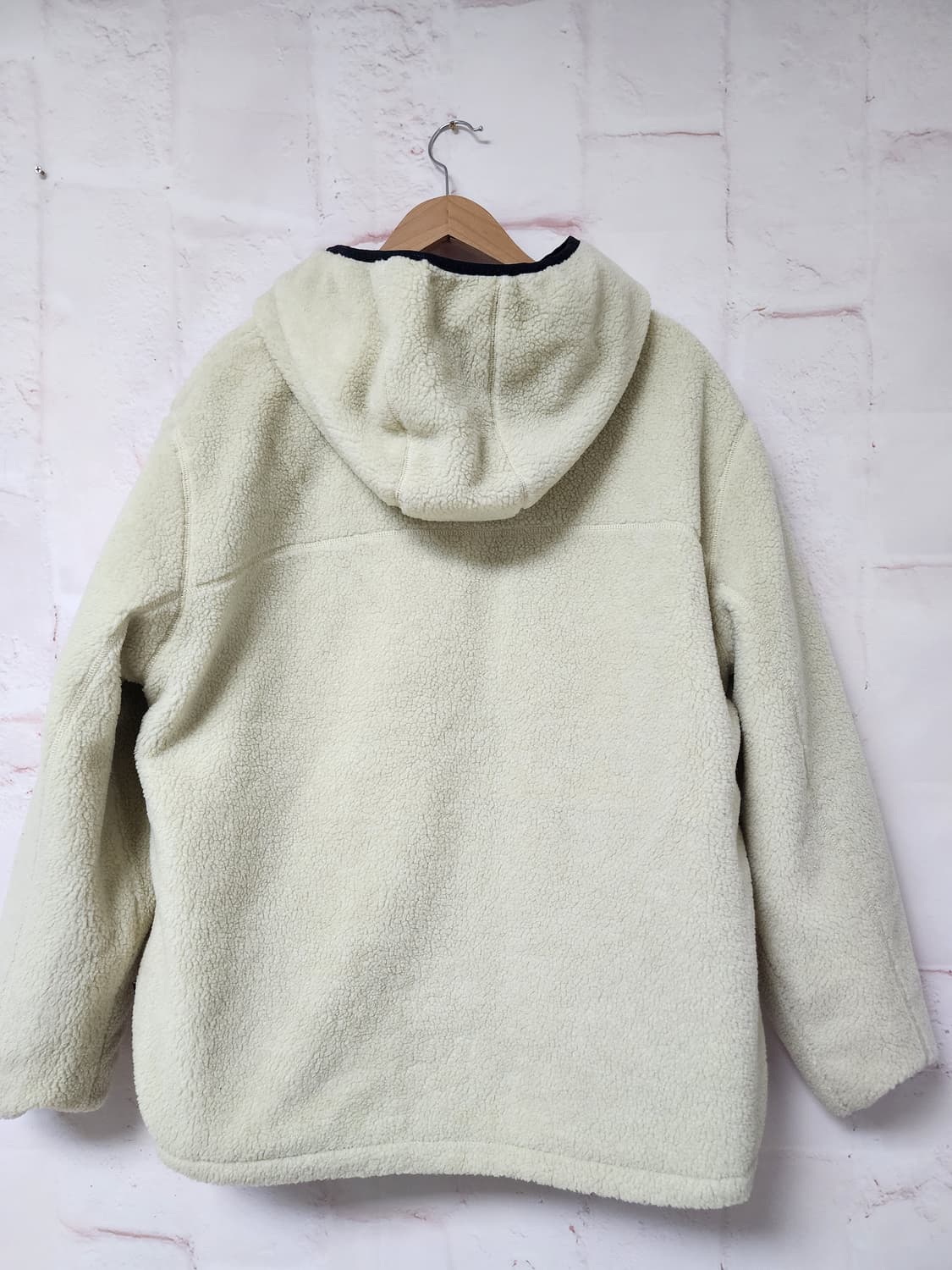 커버낫 블랙 양면 후드 패딩
 상품이미지8