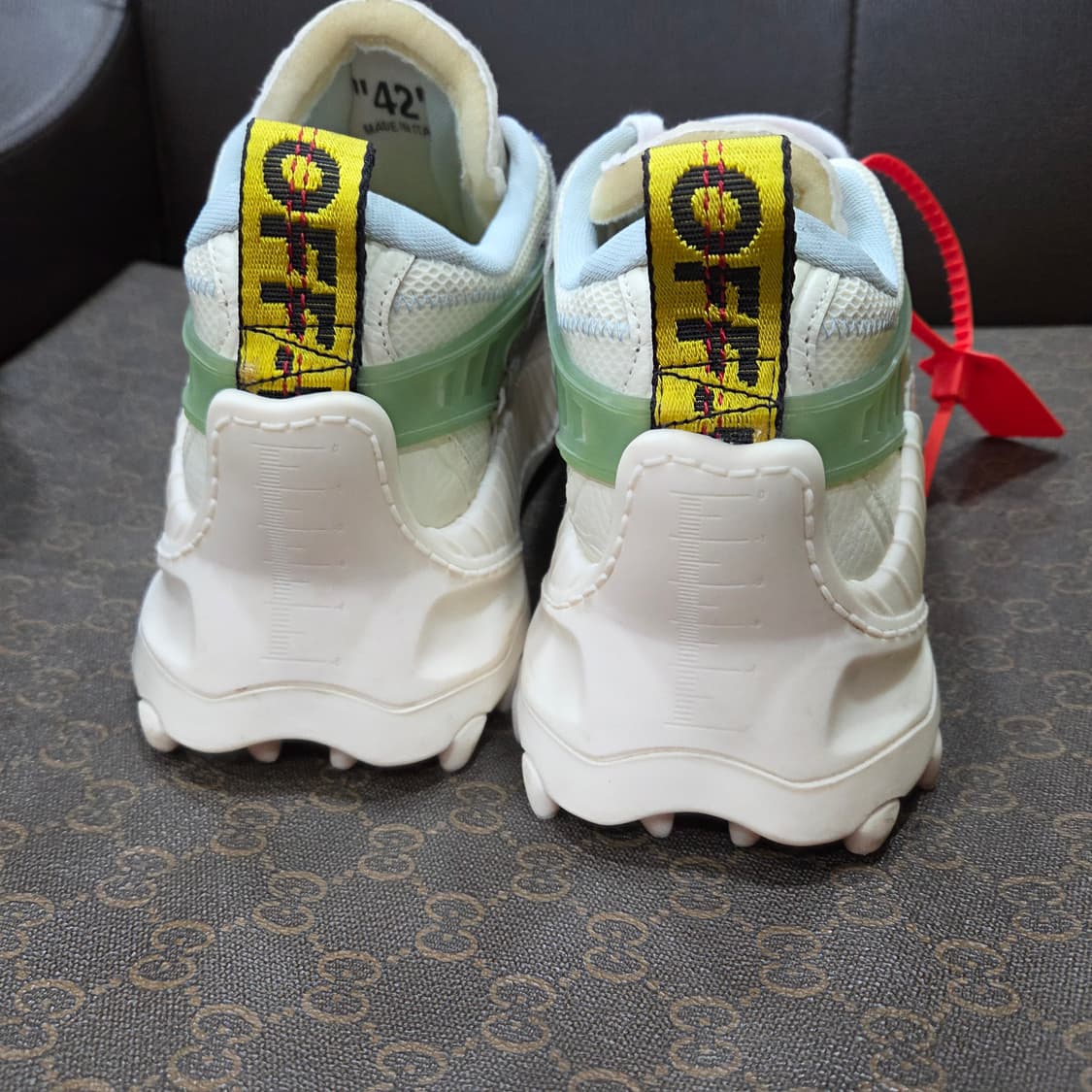 오프화이트 오디세이 1000 상품이미지3