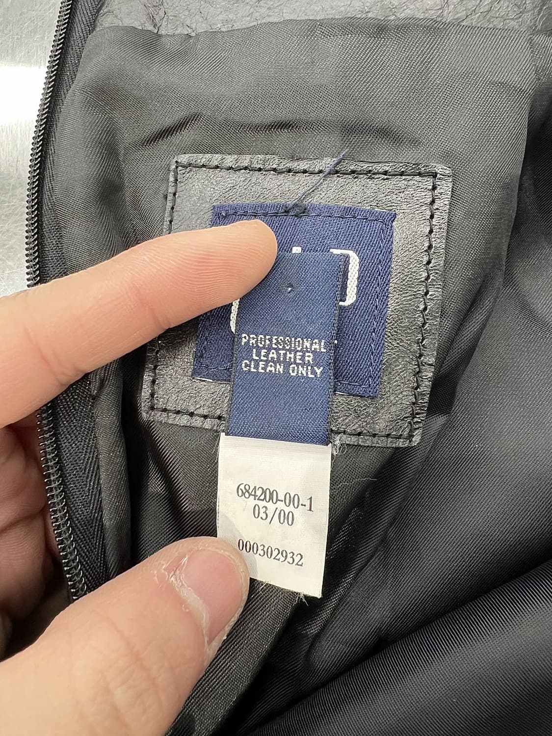 갭 스티치 맥시 슬릿 제뉴윈 레더 미디 스커트 상품이미지8