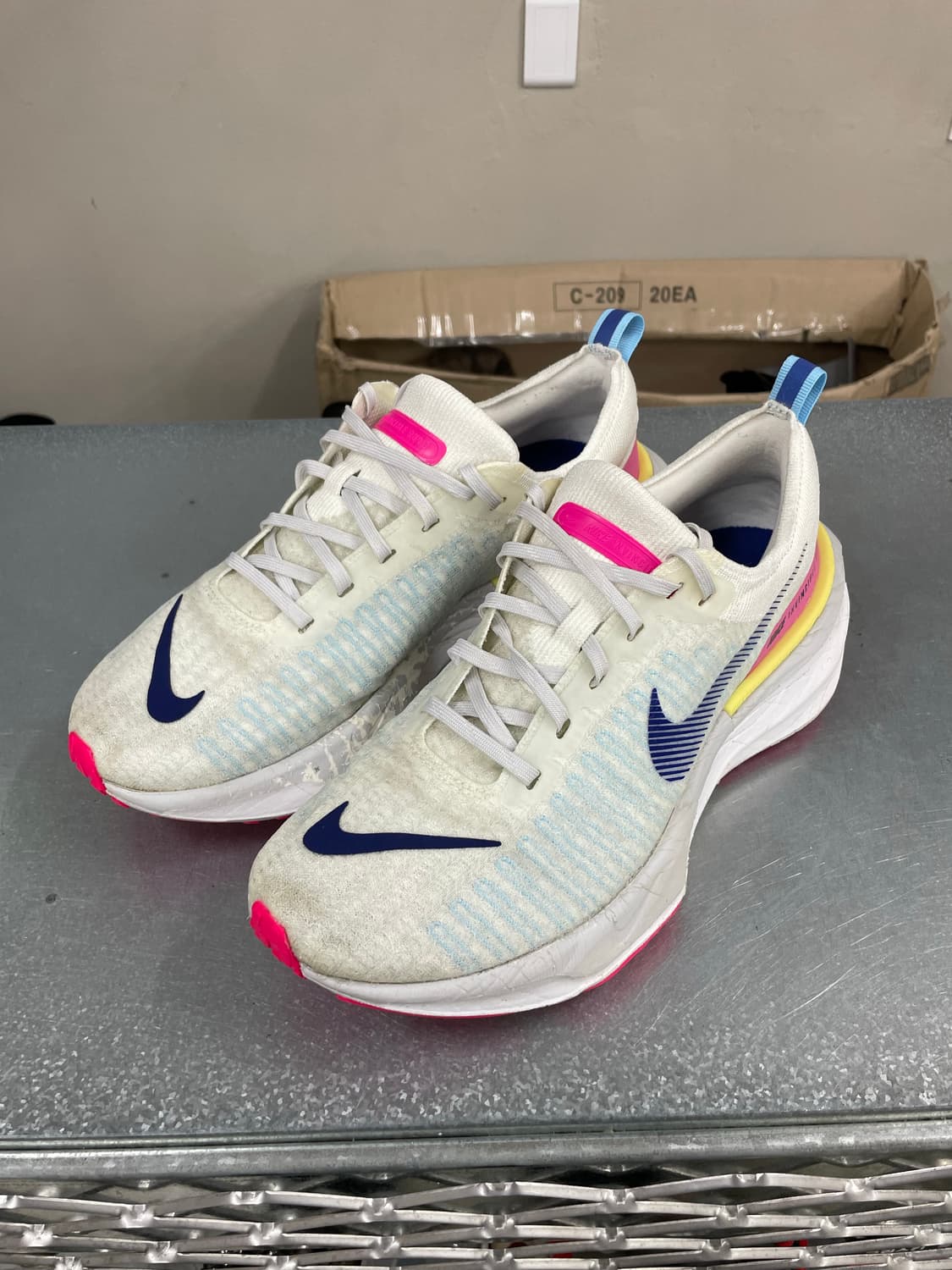 나이키 줌X 인빈서블 런 플라이니트 3 275 상품이미지2