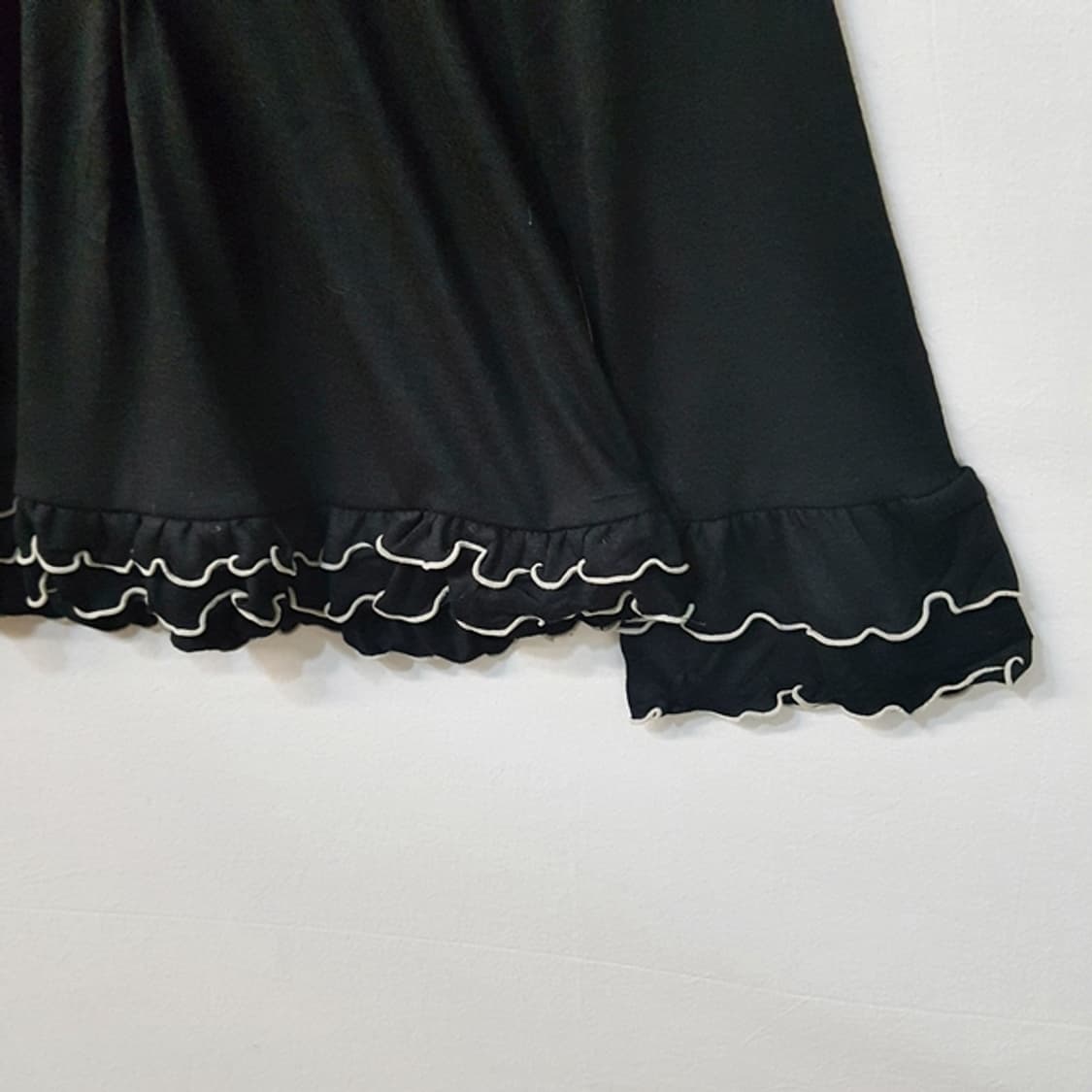 axes femme 프릴 블라우스 블랙 상품이미지3