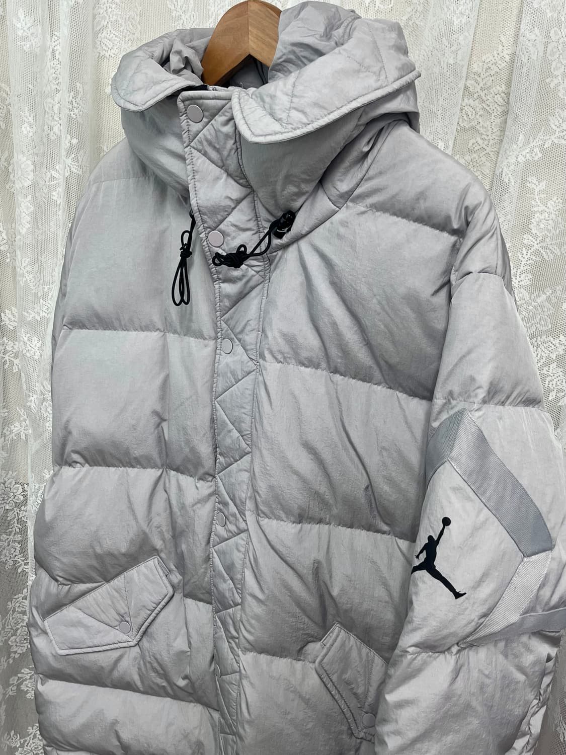 XL) 나이키 조던 윙스 다운 파카 덕다운 패딩 그레이 상품이미지3