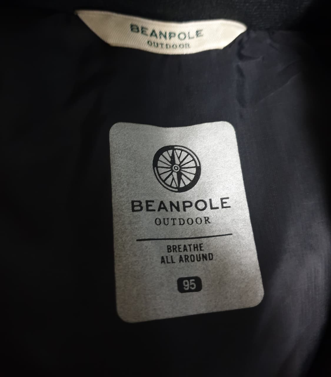 빈폴 아웃도어 V60 구스다운 윈드스토퍼 안투라지 패딩 블랙 (95) 상품이미지8