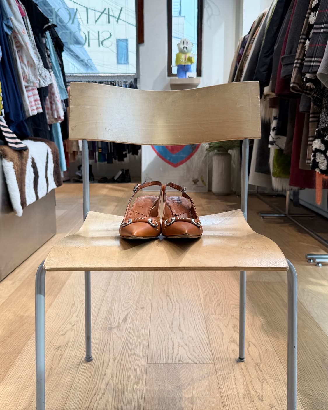 크리스찬 디올 브라운 슬링백 힐 상품이미지3