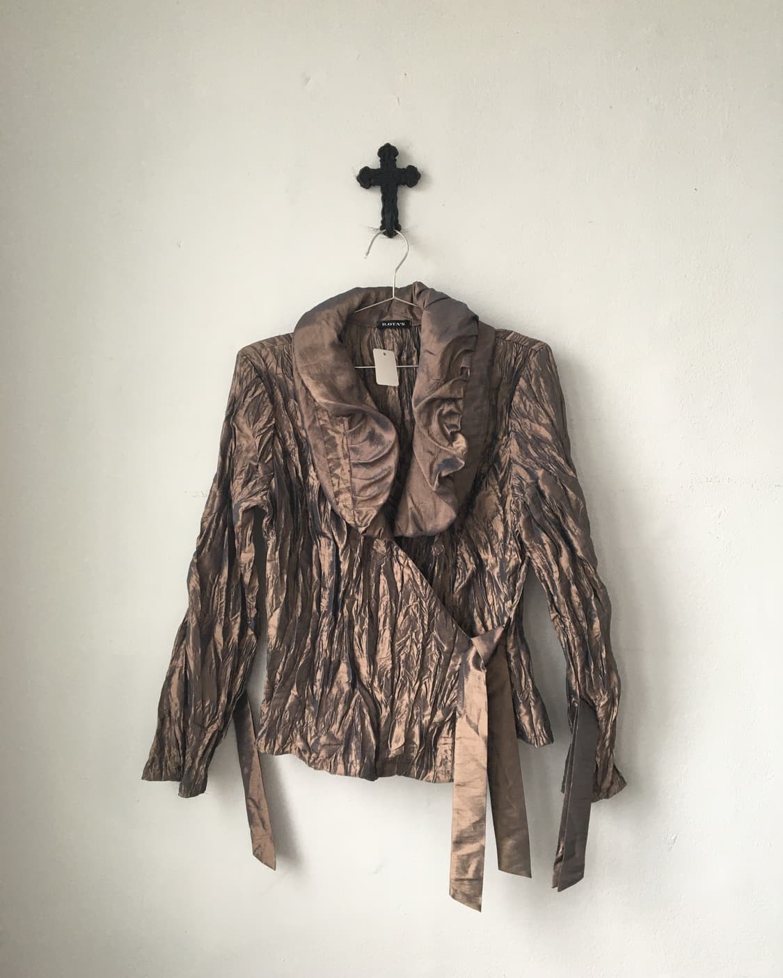 Tied wrap glossy pleats jacket 상품이미지2