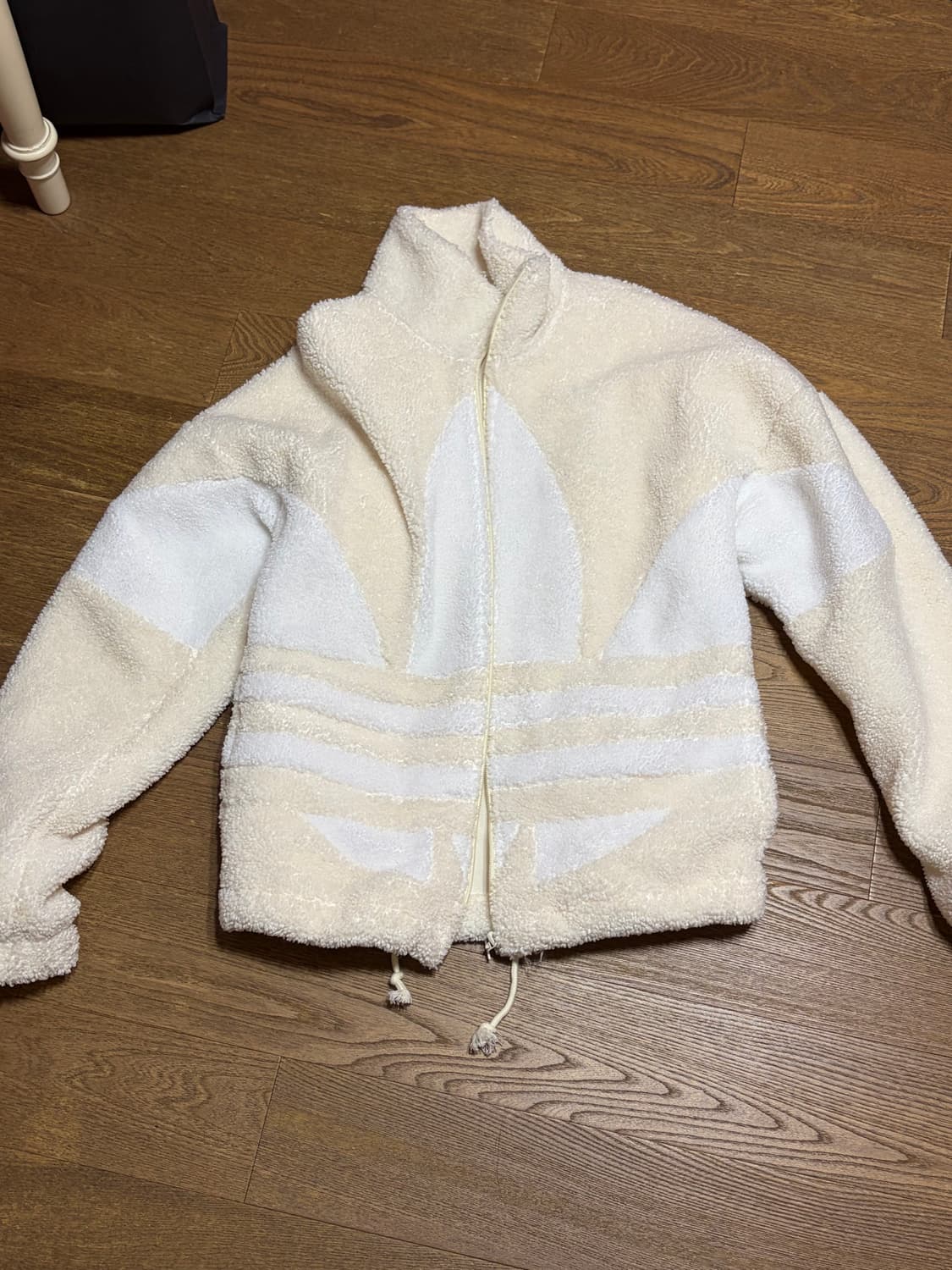 아디다스 빅로고 헤비 자켓 뽀글이 상품이미지1