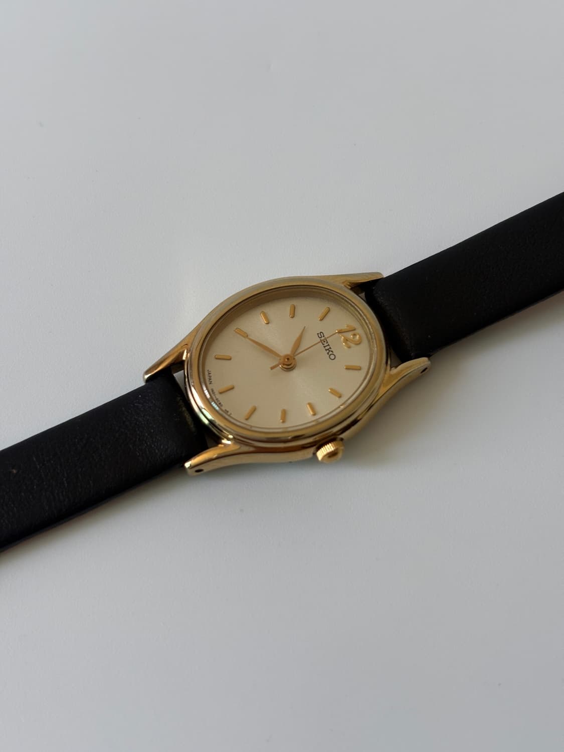 2000s Gold Oval Ladies Quartz 상품이미지4