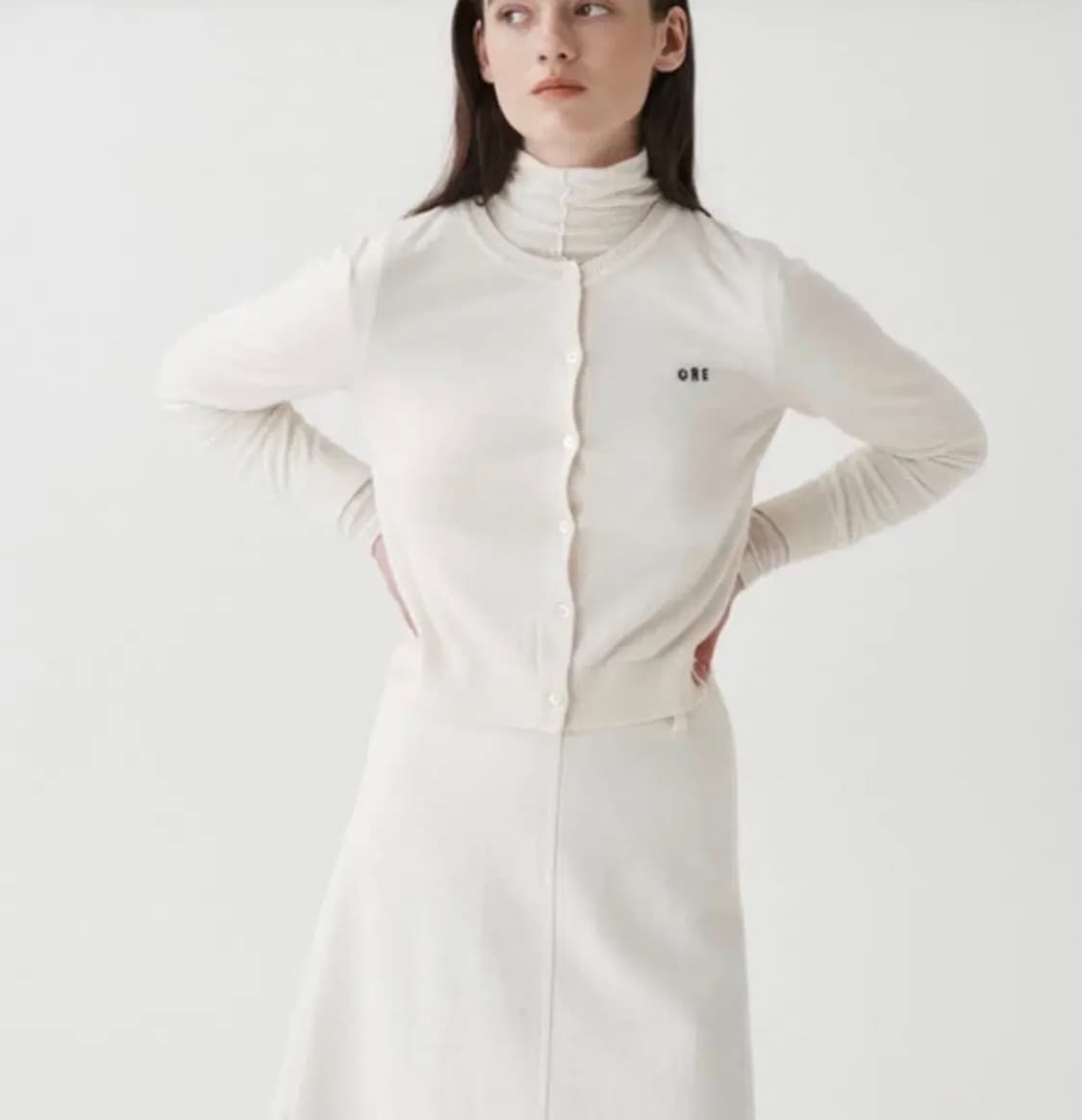 오어 ore 크루넥 가디건 상품이미지1