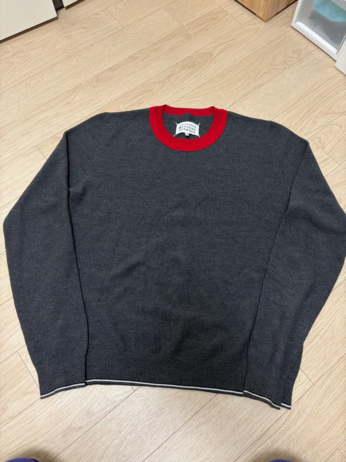 [50] 마르지엘라 배색 니트 상품이미지1