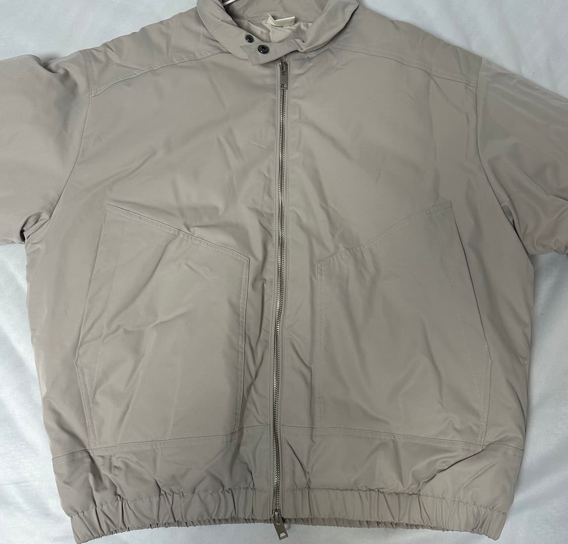 Beige Padding 상품이미지1