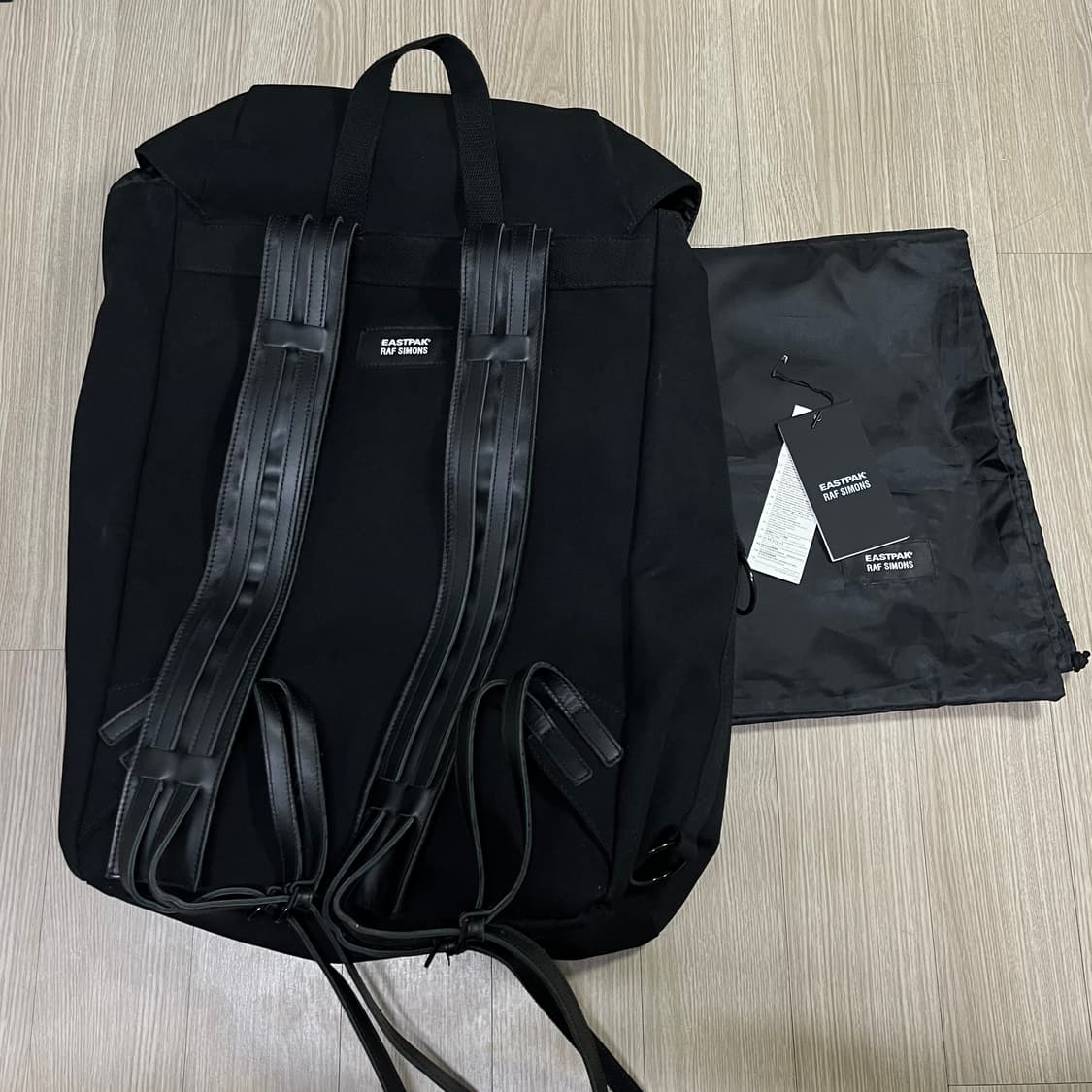 19fw 라프시몬스 이스트팩 탑로드 L 루프 백팩 상품이미지2