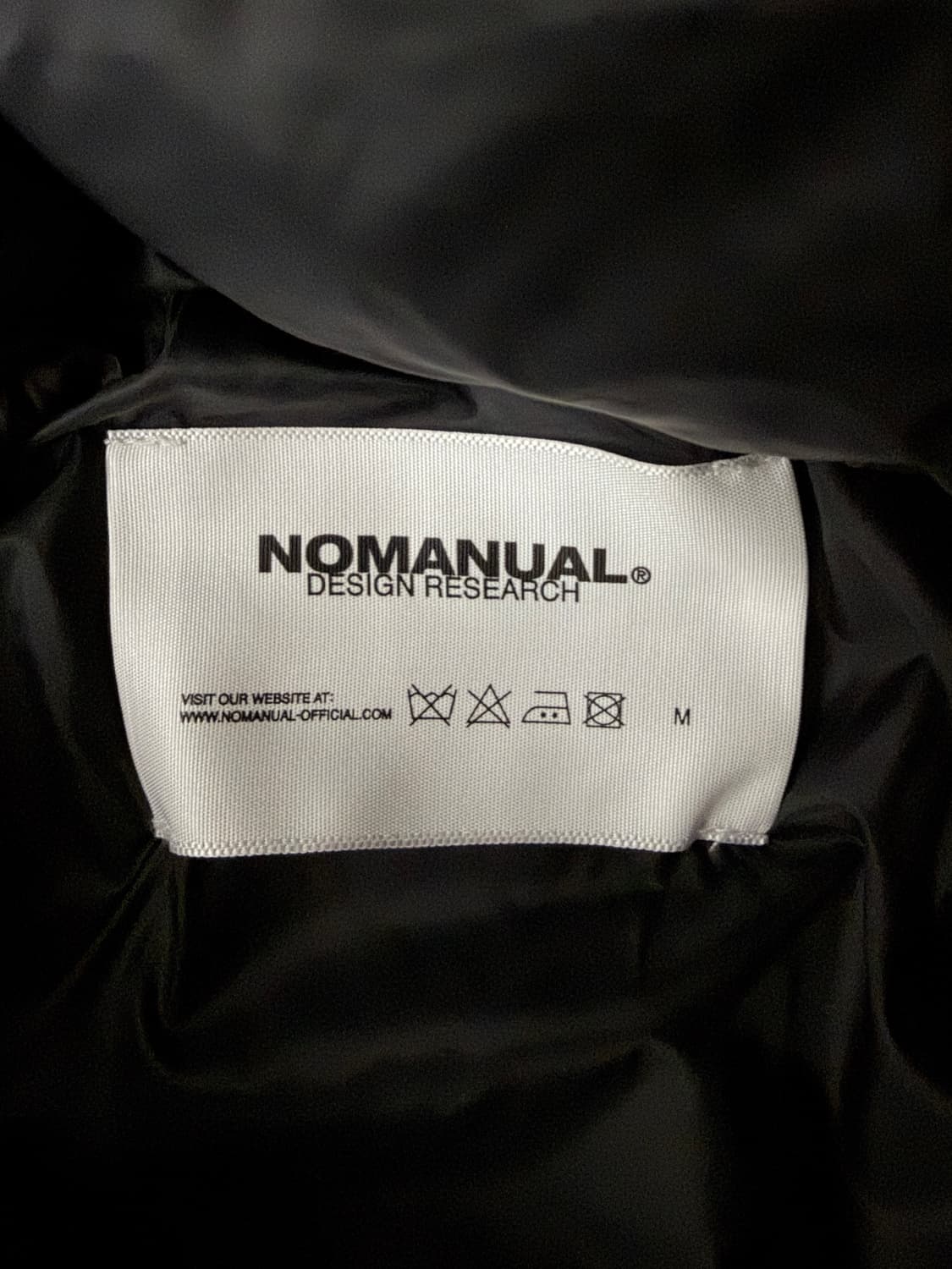 노매뉴얼 SQR PADDED HALF ZIP-UP JACKET - BLA 상품이미지4