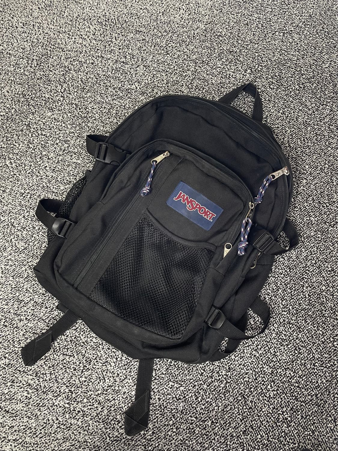 빈티지9. 잔스포츠 데일리트랜짓 백팩 가방 책가방 블랙 상품이미지1
