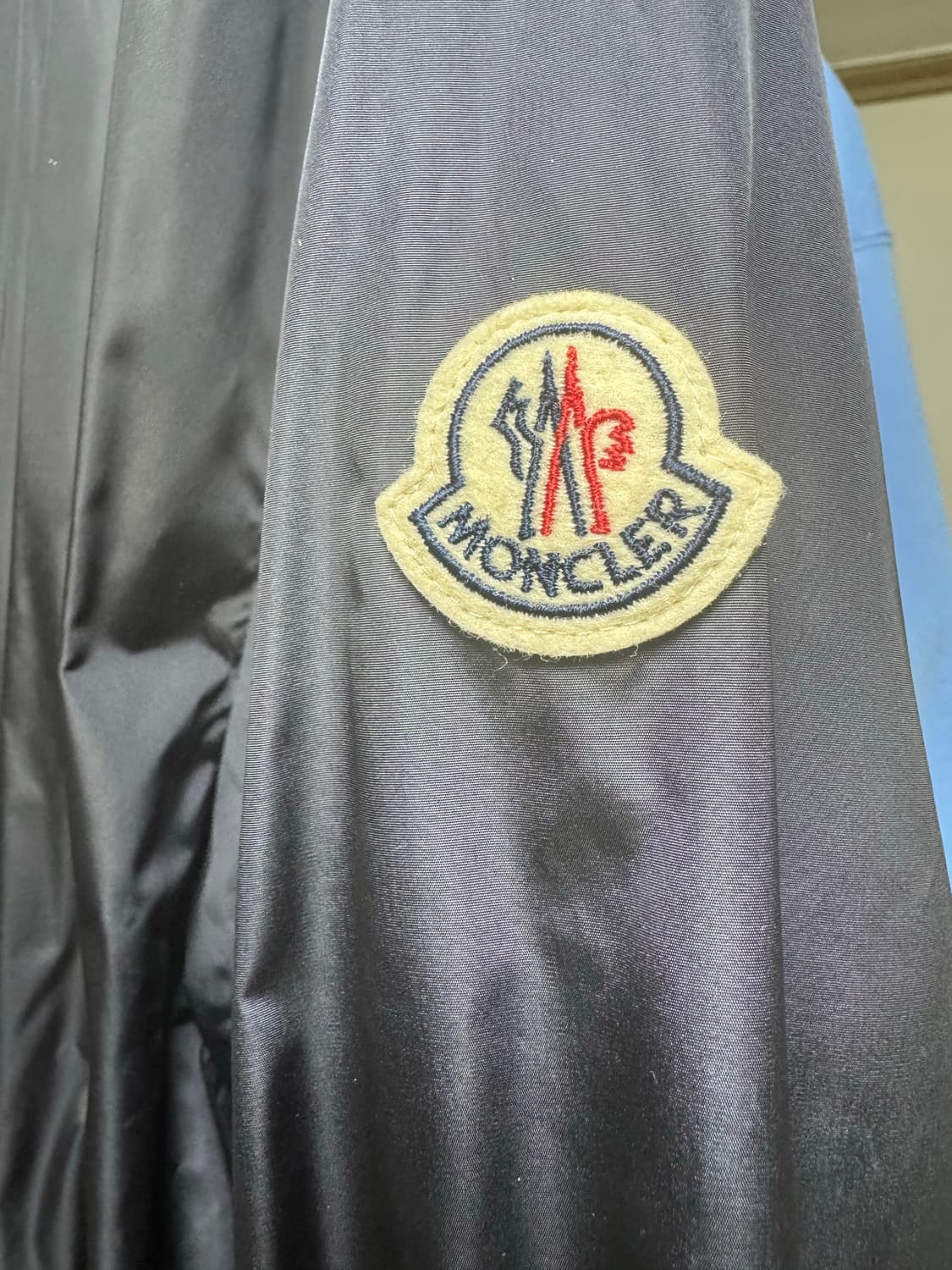 몽클레어 grimpeurs 윈드브레이커 상품이미지2