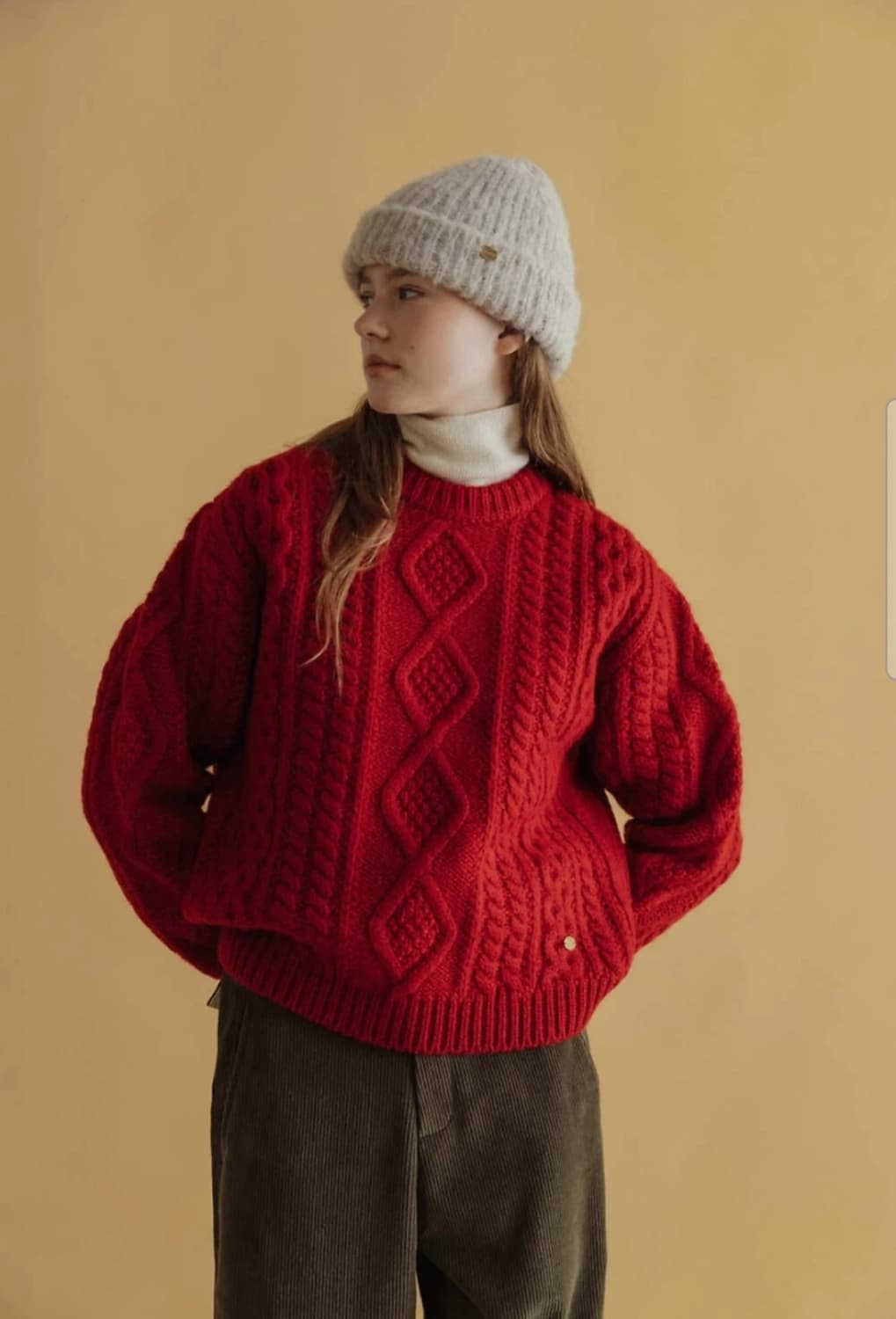 르베이스먼트 크롭 케이블니트 상품이미지1