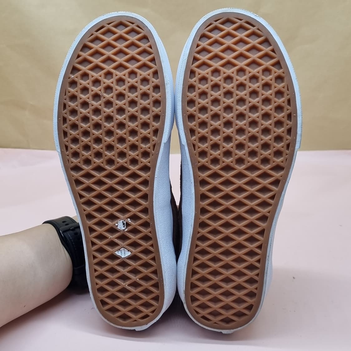 반스 에라 피그스웨이드 스니커즈 225 상품이미지3