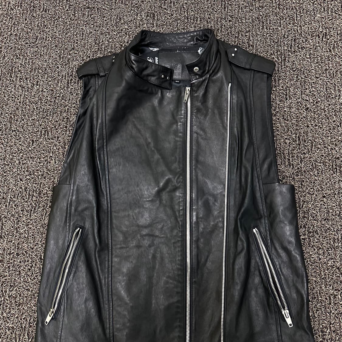 패리스힐튼 여성 양가죽 베스트 조끼 블랙 55사이즈 상품이미지2