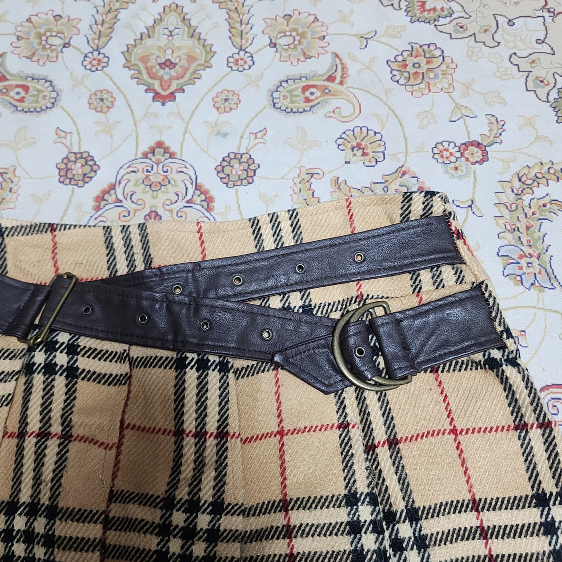 S.D.I 울100% 체크 플리츠 스커트
28 상품이미지2