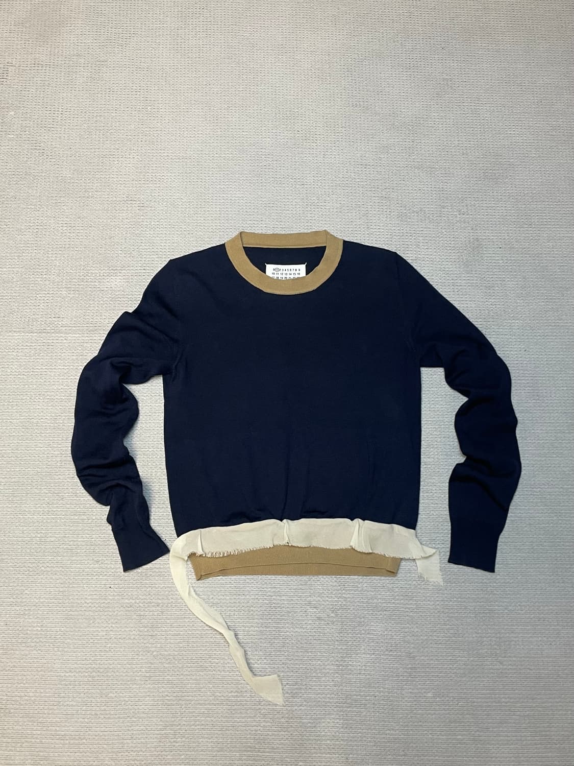 메종마르지엘라 배색 크루넥 니트 상품이미지2