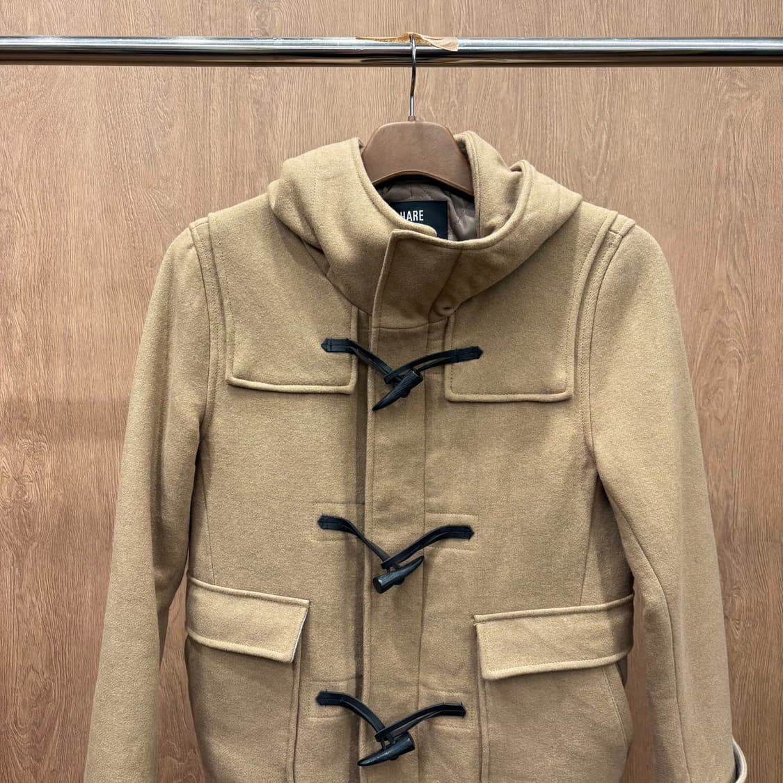 하레 더플 코트 후드 토글 플랩 포켓 배색 안감 디테일 베이지 상품이미지4