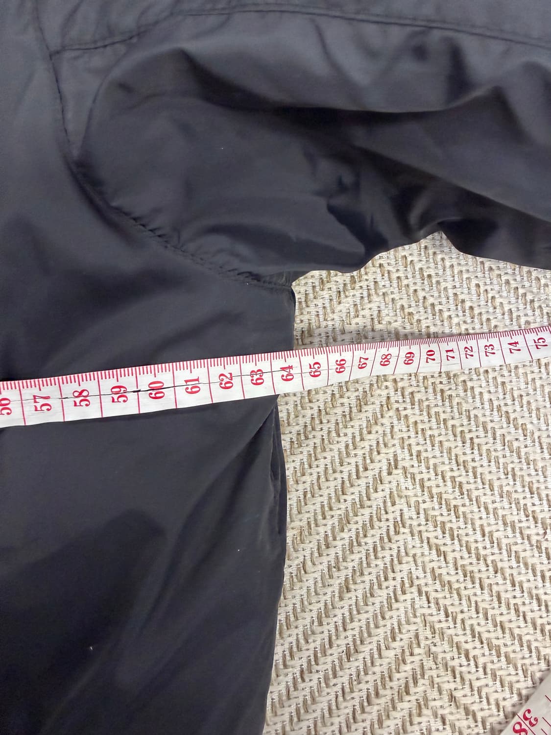 정품) Yale 예일 검정색 털 안감 패딩 자켓 L 상품이미지9