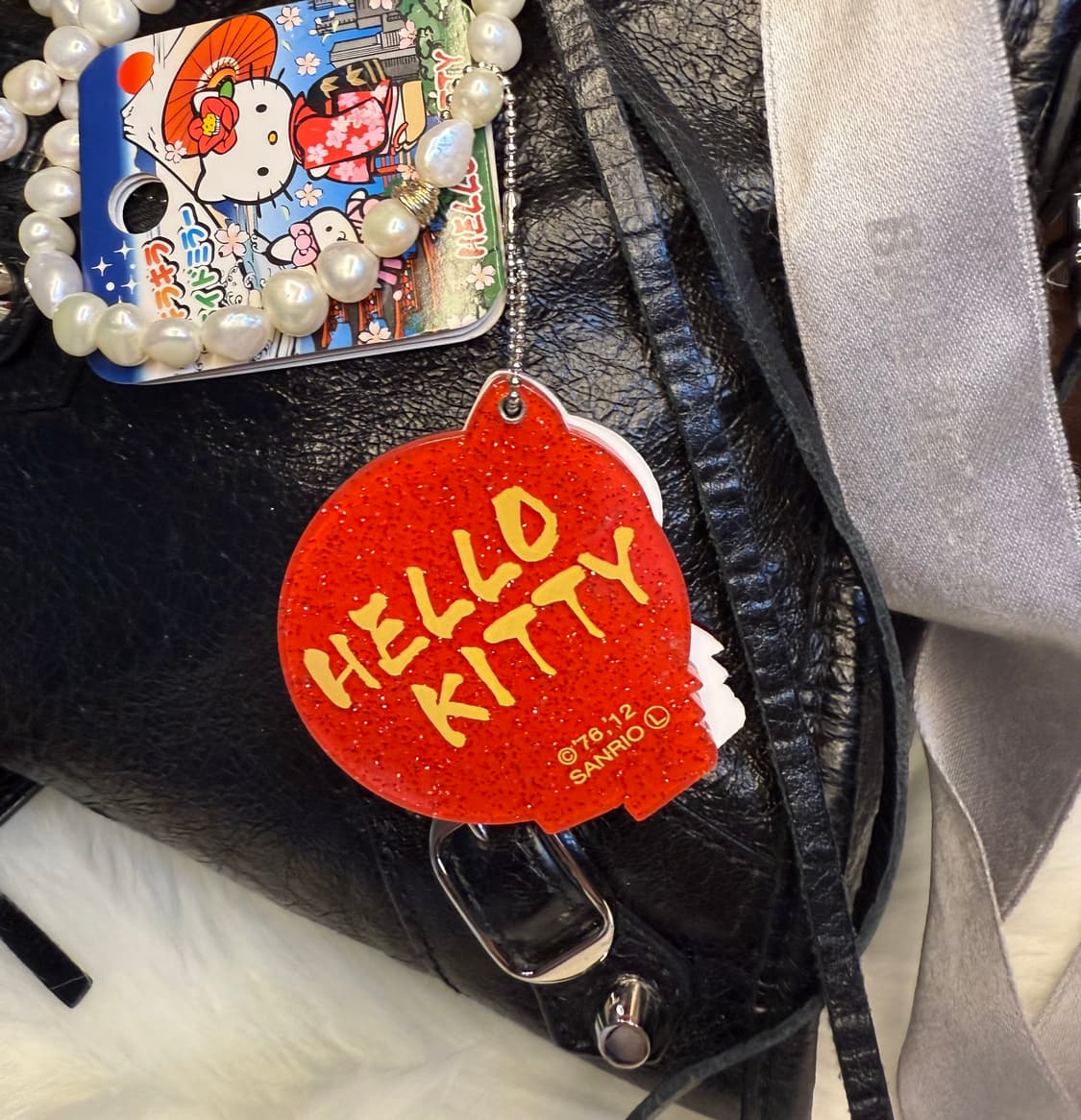 [새상품]2012 고전 헬로키티 기모노 글리터 슬라이드 거울 키링 백참 상품이미지2