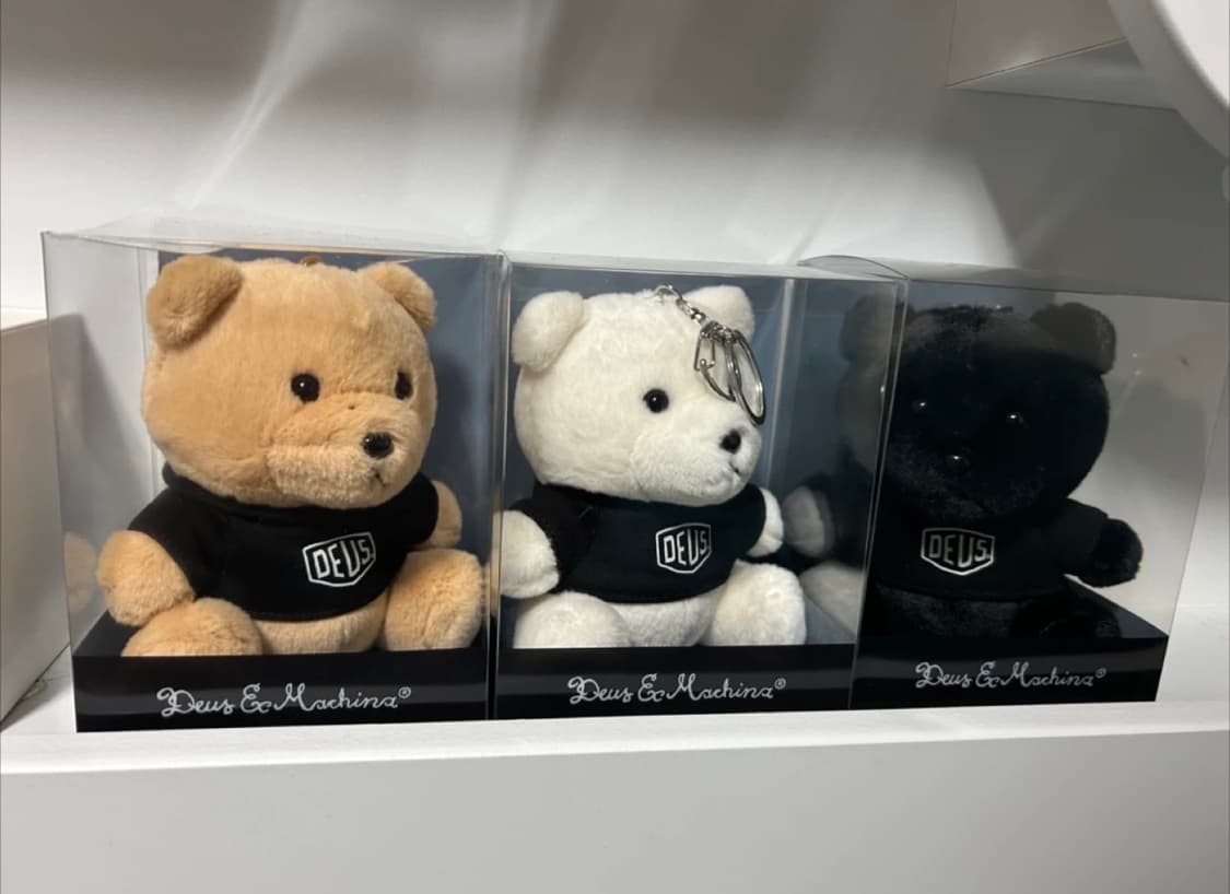 데우스 엑스 마키나 한정판 키링 곰인형 키링 상품이미지1