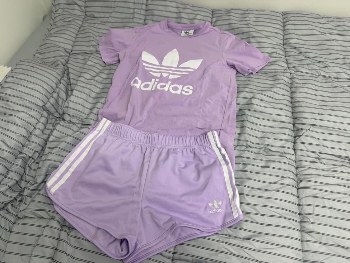 아디다스 반팔 반바지 셋업 상품이미지1
