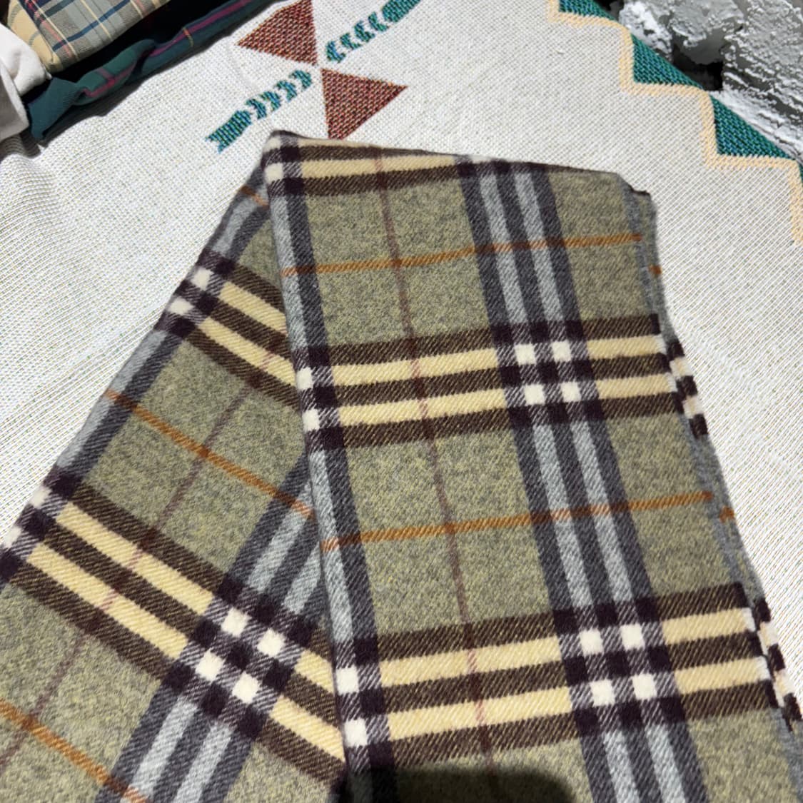 버버리 채크패턴 빈티지 머플러 상품이미지3