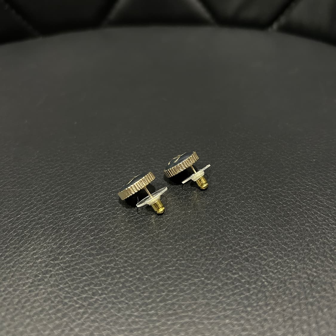 샤넬 메탈 레진 CC 제니 귀걸이 상품이미지4