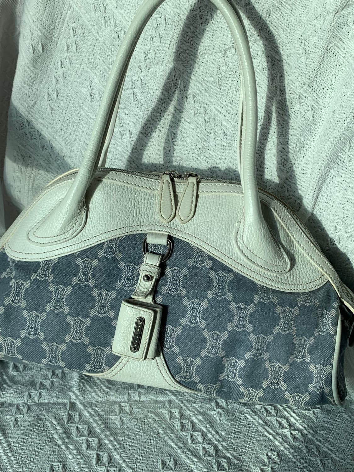 희귀 여름템 👖🤍 올드 셀린느 트리옹프 데님 숄더백 상품이미지1
