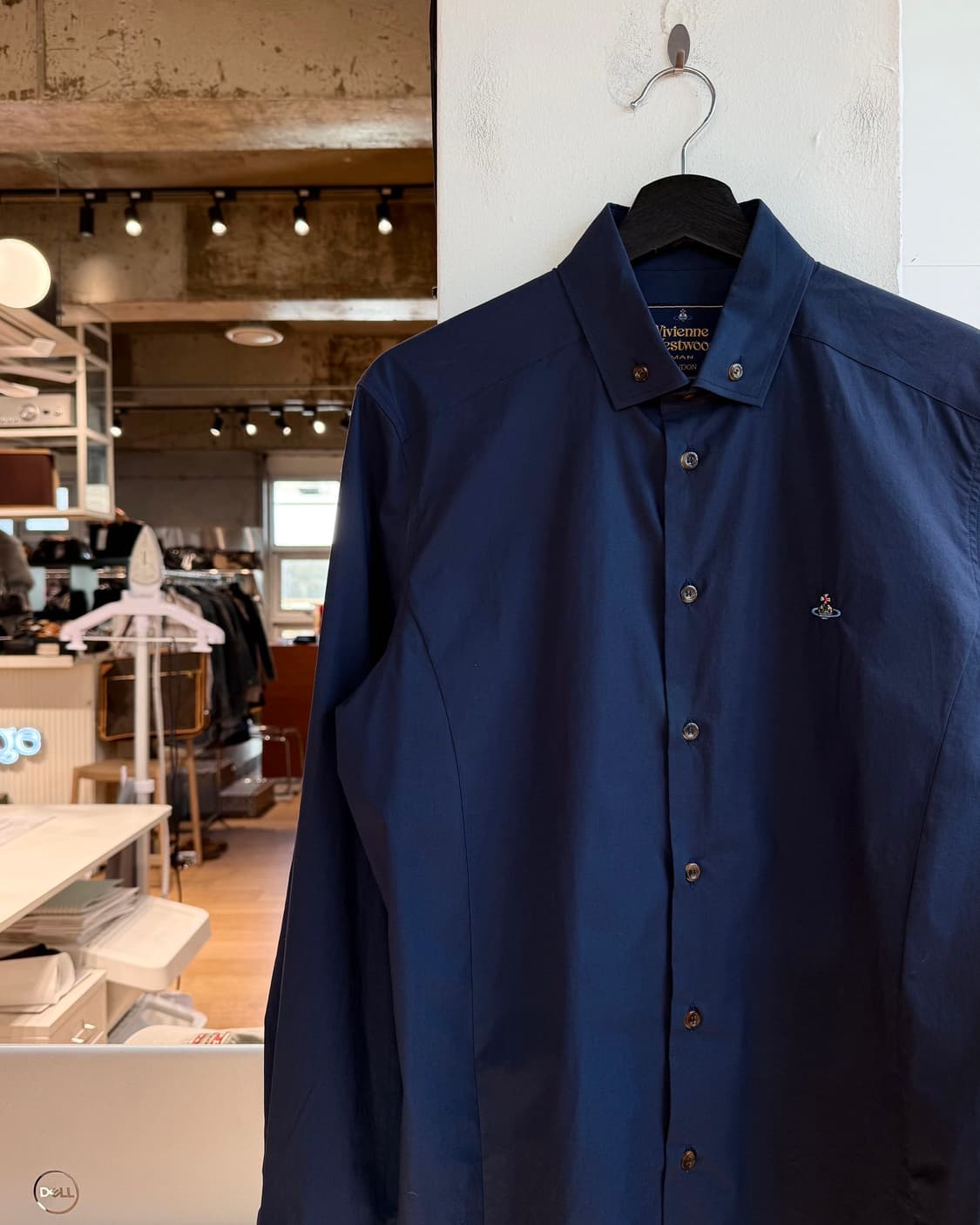 비비안 웨스트우드 맨 네이비 orb자수 셔츠  상품이미지4