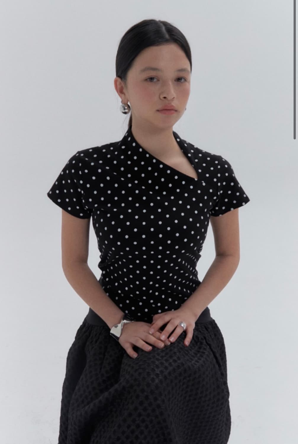  KANARI CUT OUT T-SHIRT -DOT-  상품이미지1