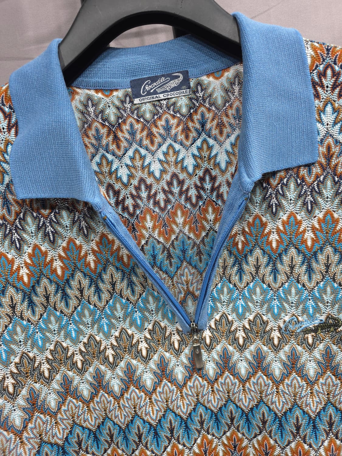 크로커다일 에스닉패턴 자카드 니트 반집업 카라 반팔티 100(95) 상품이미지2