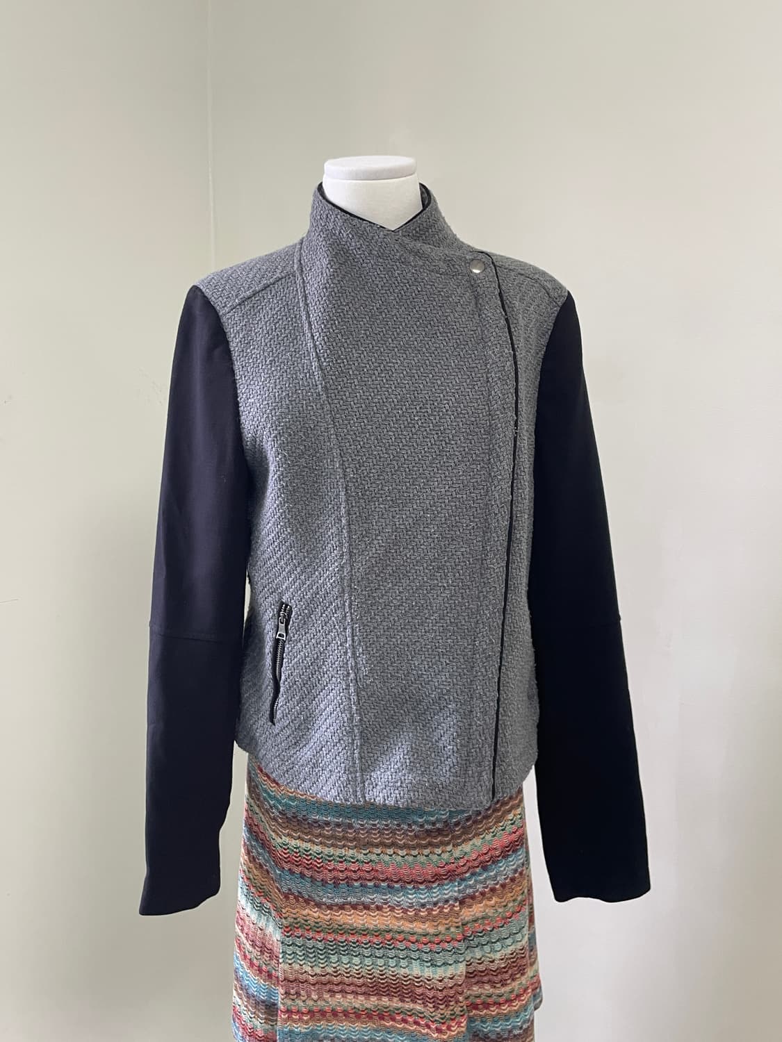 바나나리퍼블릭 비대칭 하이넥 집업  블루종 J03998 상품이미지1