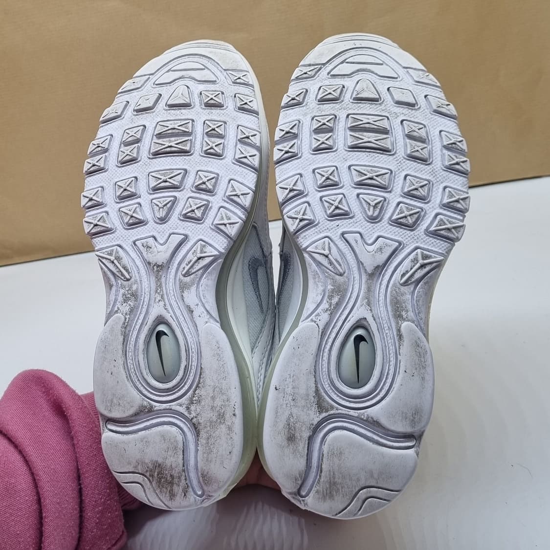 나이키 에어맥스 97 화이트 운동화 225. 상품이미지3