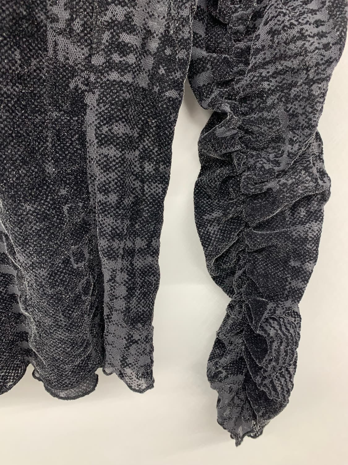 Tricot chic 벨벳 시스루 셔링 탑(made in italy) 상품이미지5