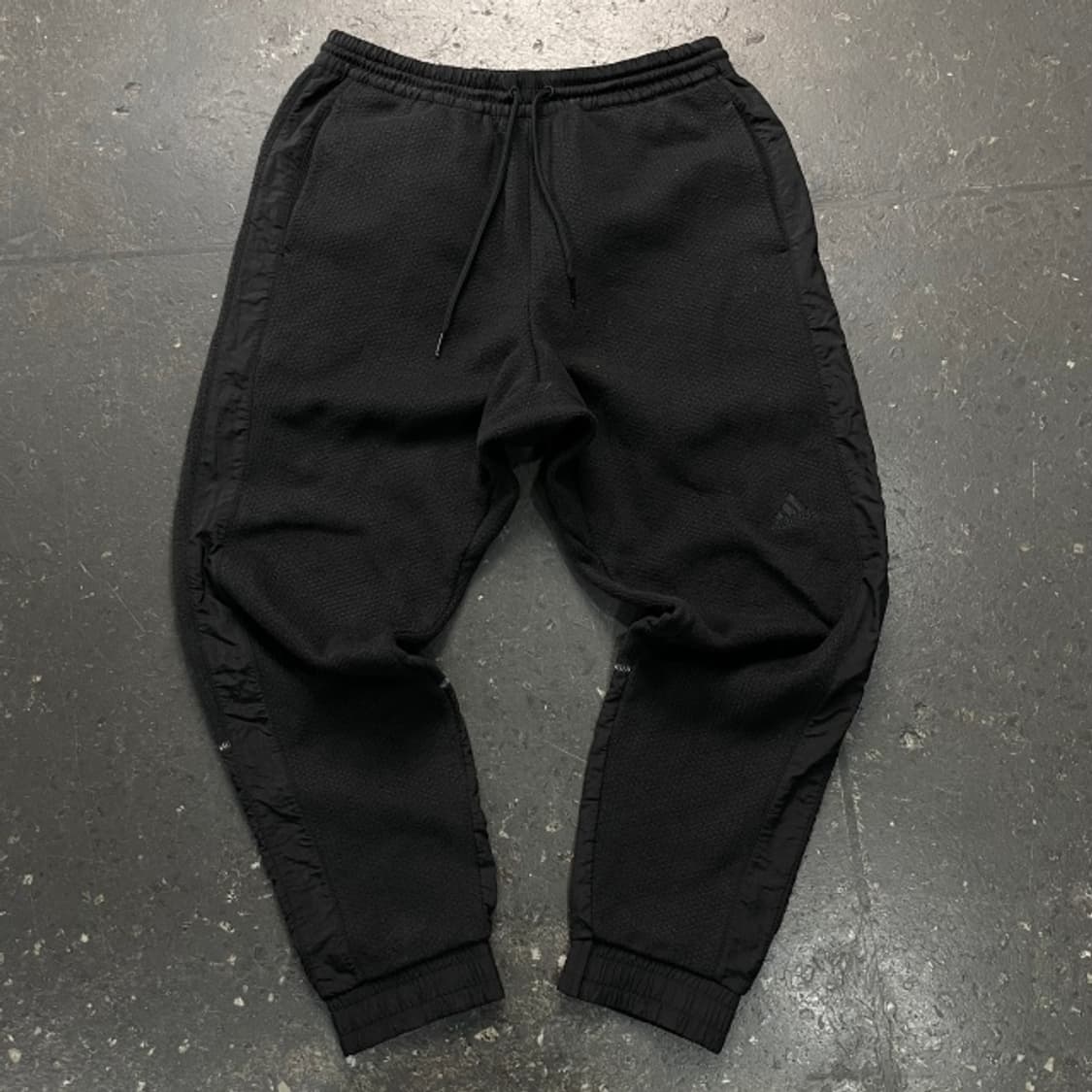 100 아디다스 팬츠  상품이미지1