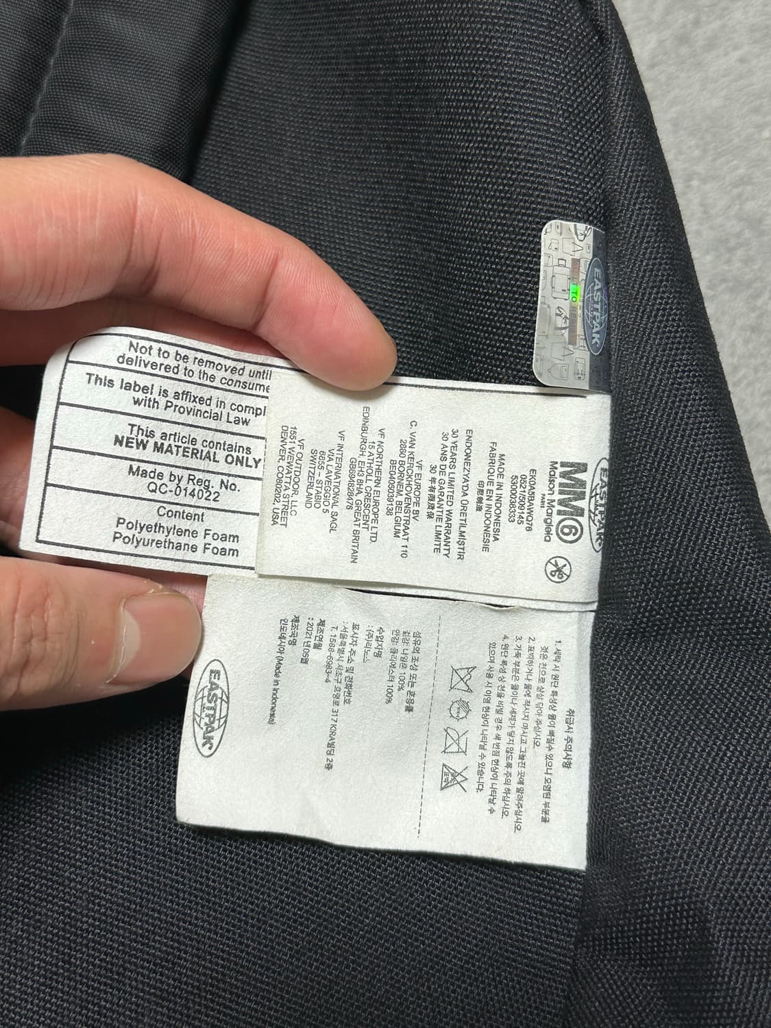 EASTPAK x MM6 패디드 백팩 상품이미지5