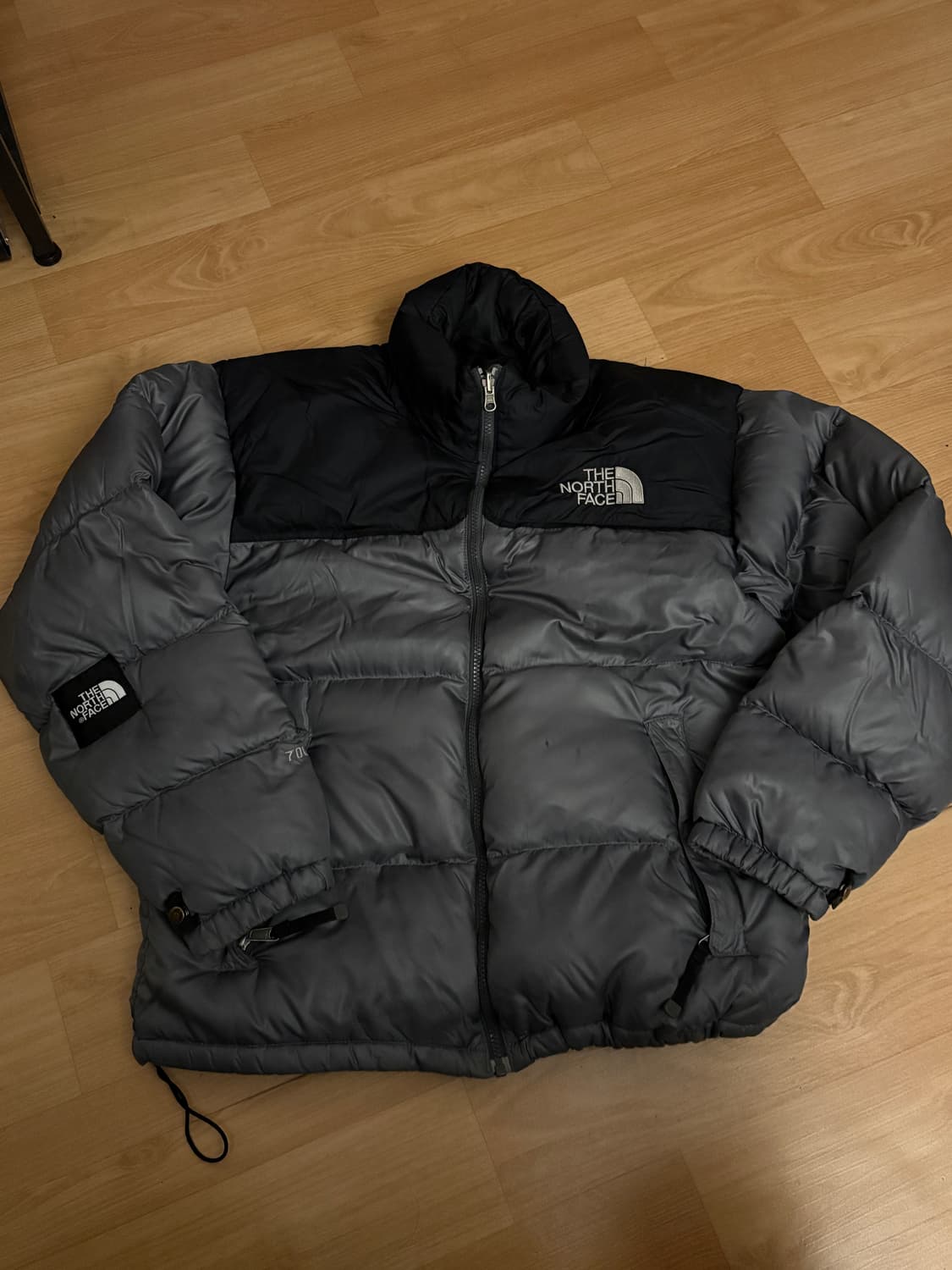 노스페이스 눕시 700 회검 상품이미지1