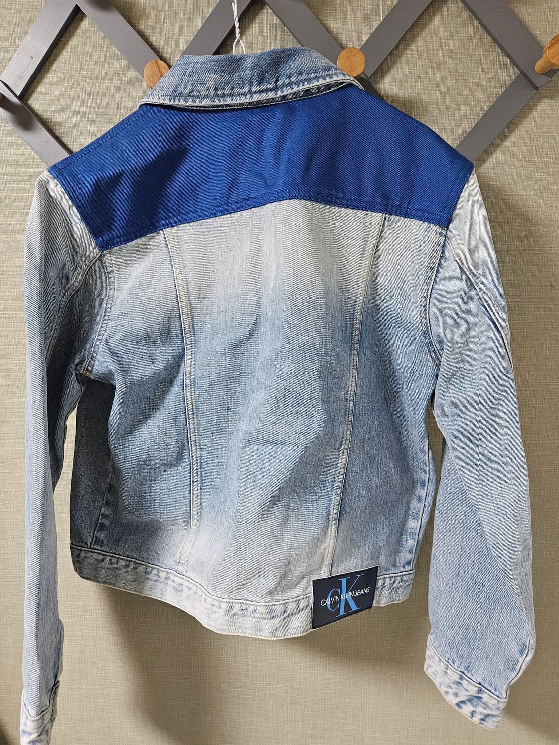 Calvin Klein Jeans 데님 자켓 상품이미지3