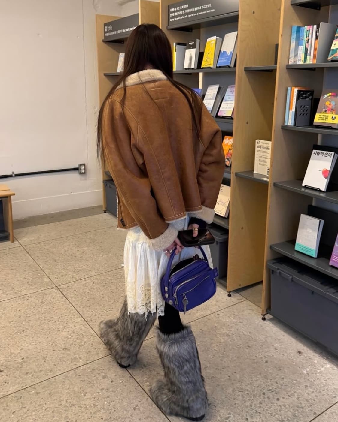 아크네스튜디오 25fw 카메로백 키트/블랙 상품이미지8