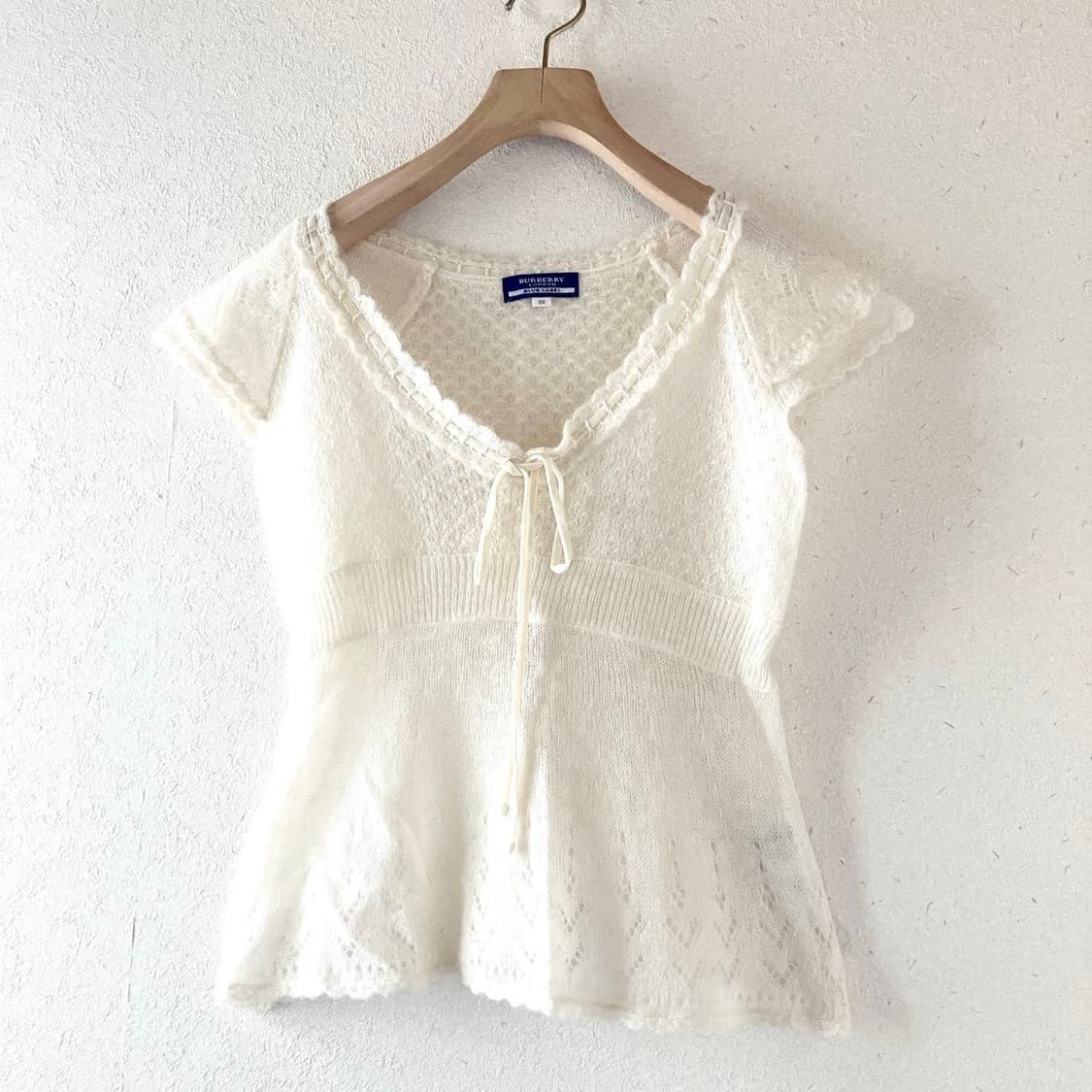 버버리 모헤어 반팔 펀칭 니트 상품이미지1