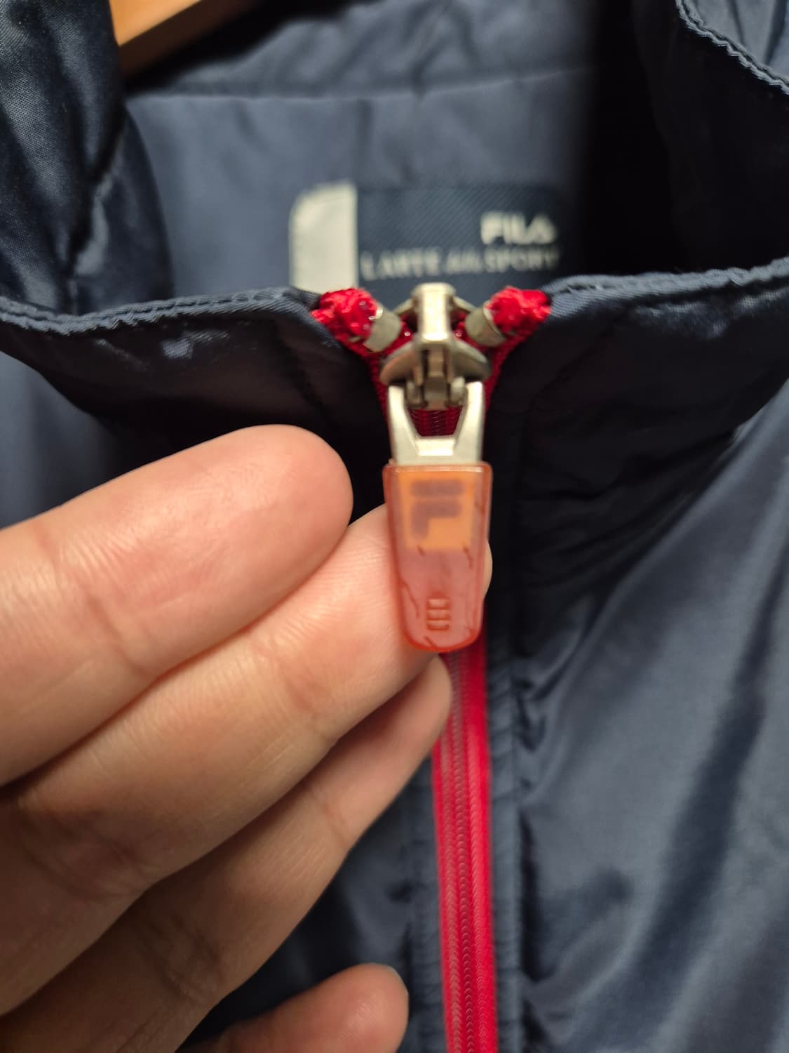 105 휠라 올드스쿨 네이비 바람막이 자켓 XL사이즈(상태A급) 상품이미지4